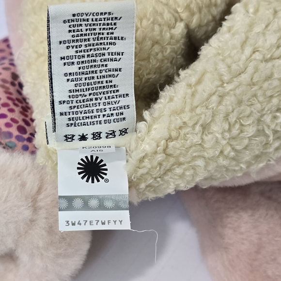 UGG Pink & Purple Metallic Spotted Toddler Leather Trapper Hat & Mittens 2-4yrs - Picture 10 of 12